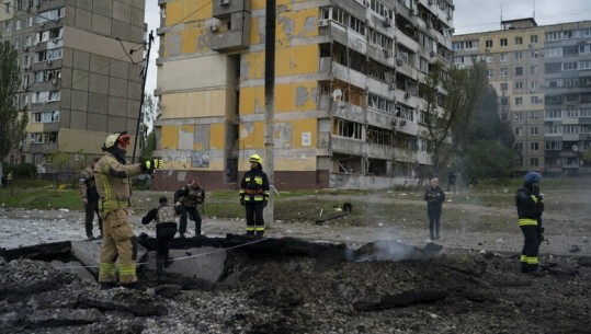 Rifillojnë sirenat e sulmit ajror në Kiev, rritet numri i të vdekurve