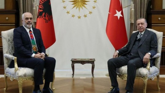 FOTOLAJM/ Vizita në Turqi, Rama ndan foto nga takimi me Erdogan