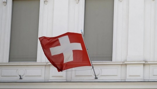 Përfitimet për pensionet, Zvicra 'diskriminuese' ndaj burrave 