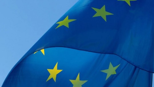 Eurodeputeti holandez: Ndihem i turpëruar që 5 shtete kushtëzojnë liberalizimin e vizave për Kosovën! I ka plotësuar kërkesat që në 2018