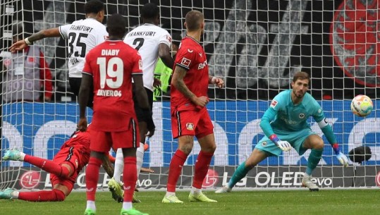 VIDEO/ 5 gola nga Frankfurt, Leverkusen bëhet për 'Aspirina'