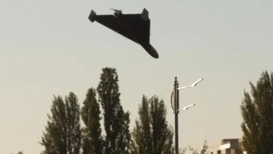 VIDEO/ 28 dronë kamikazë rusë sulmuan Kievin, 1 viktimë dhe 3 të plagosur