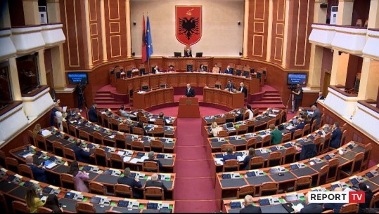 Diskutimet për krizën energjitike, Berisha: Rama ka frikë të vijë në Parlament, eja mos u fshi pas Ballukut!