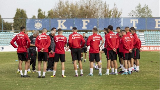 FORMACIONI/ Kombëtare eksperimentale dhe lojtarë nga Superliga, si rreshtohen kuqezinjtë në Abu Dhabi