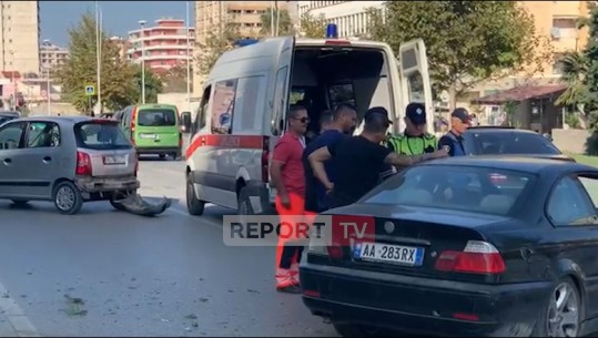 Po ecte në korsinë e kundërt, aksident pranë Gjykatës së Apelit në Vlorë, ‘BMW-ja’ përplaset me trafik ndarësen! Plagoset drejtuesja e mjetit