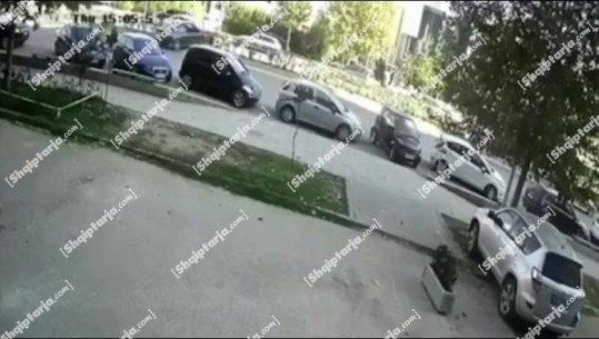 Aksidenti në Vlorë, Report Tv siguron VIDEON nga momenti i përplasjes! ‘BMW-ja’ në korsi të kundërt përplaset me trafikndarësen