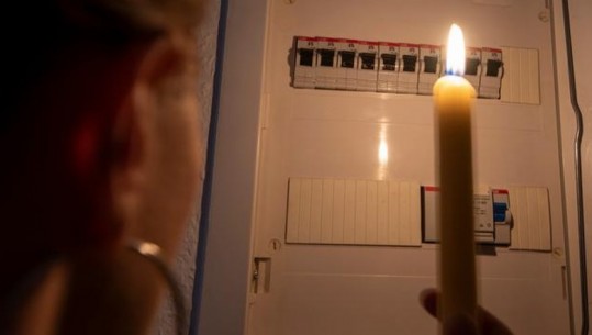 Dëmtimi i infrastrukturës së  energjisë elektrike në Ukrainë/ Rreth 4 milionë vetë të prekur nga ndërprerjet masive
