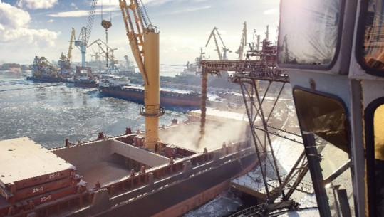 Rusia u tërhoq, 12 anije me grurë largohen nga portet e Ukrainës