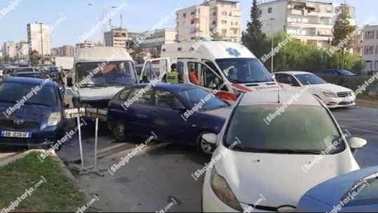 Aksident i katërfishtë në Vlorë! Vetëm dëme materiale (VIDEO)