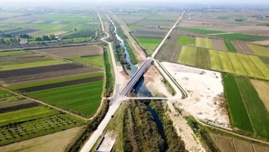 Përfundon ndërtimi i urës së Hoxharës në Fier, Rama publikon pamjet: Çelim një kapitull të ri zhvillimi turistik
