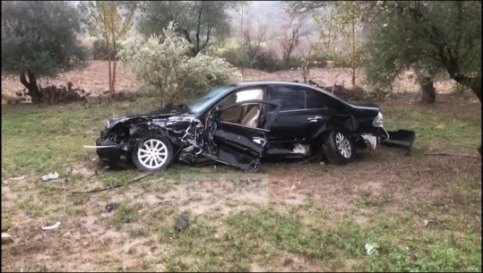 Makinat përplasen ‘kokë më kokë’ në Fier, plagosen 2 shoferët dhe 1 pasagjer