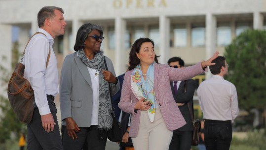 Ambasadorja e SHBA në OKB në Tiranë: Shqipëria një aleat i palëkundur! Kritike në Këshillin e Sigurimit kundrejt Rusisë