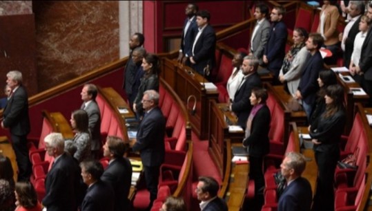 Parlamenti francez miraton ndihmën emergjente në mes të krizës energjetike