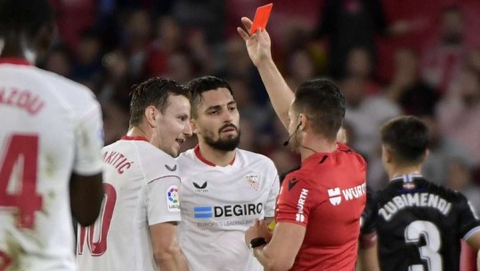 VIDEO/ Dy kartona të kuq dhe tre gola, Sevilla e 'bën rrugë' humbjen! Sociedad fiton në transfertë