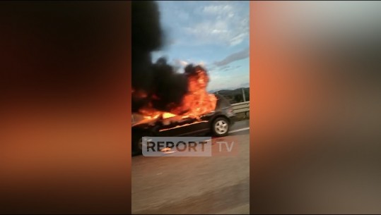 Shpërthen në flakë makina në autostradën ‘Levan-Vlorë’, drejtuesja e automjetit shpëton ‘mrekullisht’