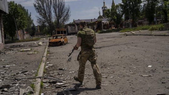 Kievi: Rusët do të evakuojnë civilët nga tre qytete të Oblastit të Luganskut