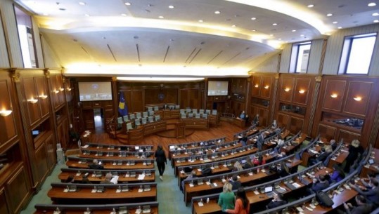 Nuk pritej, regjistrohen 10 deputetë të rinj serbë në Kuvendin e Kosovës