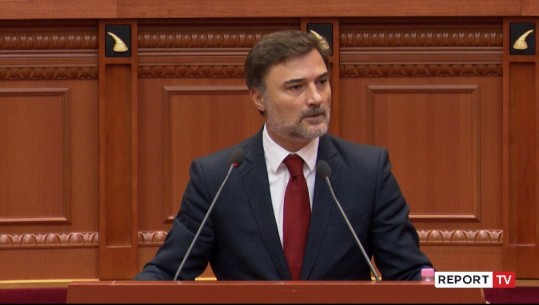 Debatet në Kuvend, Alibeaj: Përballë çdo shqiptari është një regjim i korruptuar! Vetëm shkulja në rrënjë e politikës së vjetër sjell ndryshim