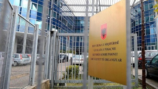 Të përftuara nga veprimtaritë kriminale, konfiskohen 4 apartamente me vlerë 300 mijë euro të një çifti në Elbasan