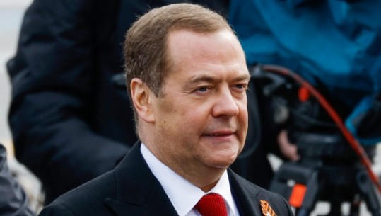 Medvedev: Pas fitores së republikanëve, Kongresi amerikan do i japë fund mbështetjes për Kievin