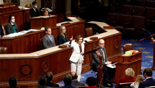 Nancy Pelosi heq dorë nga posti drejtues, kjo dhe të tjera risi në Kongresin e ri Amerikan