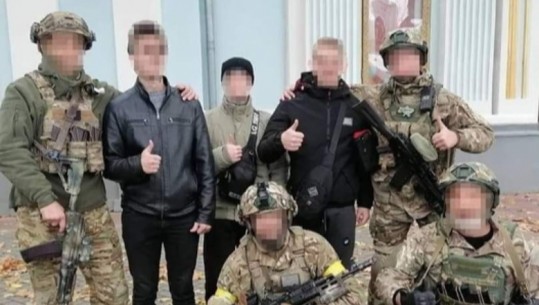 Tre ushtarë ukrainas lirohen nga robëria ruse