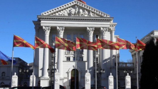 Kritikat e ambasadores amerikane, alarm për autoritetet maqedonase