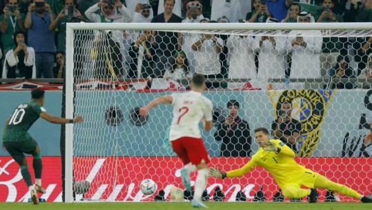 KATAR 2022/ Arabisë Saudite i mbaron 'magjia', Polonia e mposht me 2 gola! Lewandowski shënon golin e parë në Botëror, polakët në krye të grupit C (VIDEO)