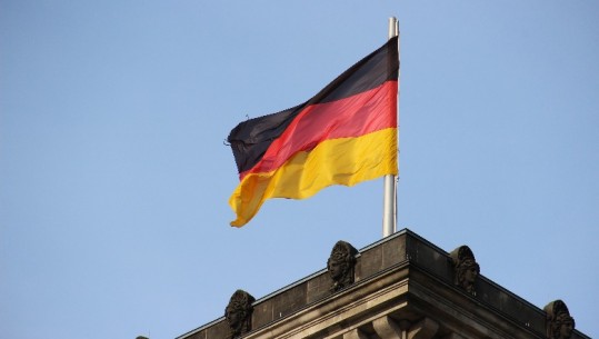 Gjermani/ Qeveria po planifikon të lehtësojë rregullat për marrjen e shtetësisë