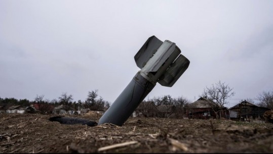 Lufta në Ukrainë/ Britania: Ushtria ruse po përballet me mungesë municionesh, heqin kokat bërthamore nga arsenali i vjetër i raketave