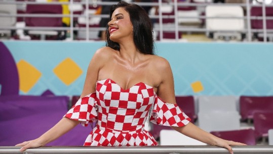 FOTO/ Rrezikon dënimin në Katar, miss Kroacia 'provokon' me veshjen në prag të ndeshjes së Botërorit