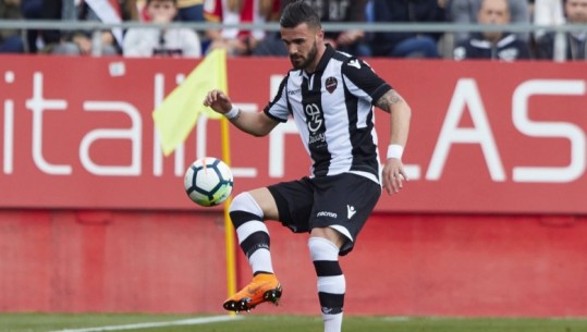 VIDEO/ Armando Sadiku 'pa frena' në Spanjë, elbasanasi ndjek Uzunin në krye të golashënuesve