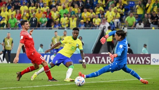 KATAR 2022/ Brazili ndëshkon Zvicrën me Vinicius Junior, por ‘VAR’ i prish festën ‘seleçaos’ (VIDEO)