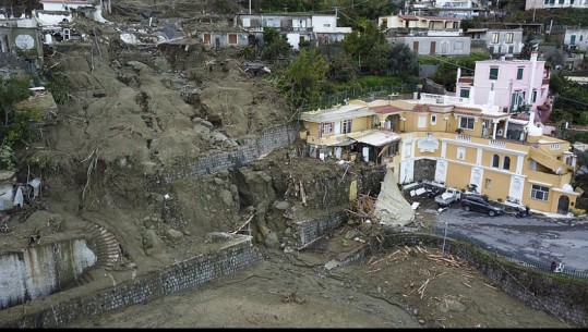 Itali/ Tragjedia në Ischia, ekipet e emergjencës në ‘luftë’ më kohën! Prokuroria heton autoritetet lokale për neglizhencë! Shpallet gjendja e emergjencës për 1 vit
