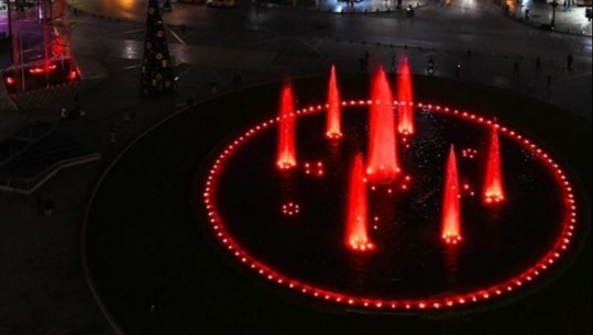 Athina ndez dritat kuqezi, Veliaj falënderon kryebashkiakun Bakoyanis: Mesazh i madh miqësie mes popujve tanë 