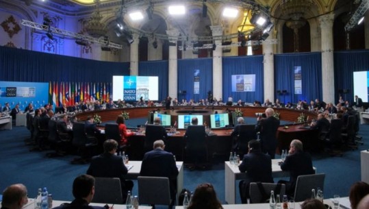 Moldavia ‘refuzon’ anëtarësimin në NATO, ministri i Jashtëm në samit: Nuk e synojmë, rëndësi për ne ka neutraliteti i vendit