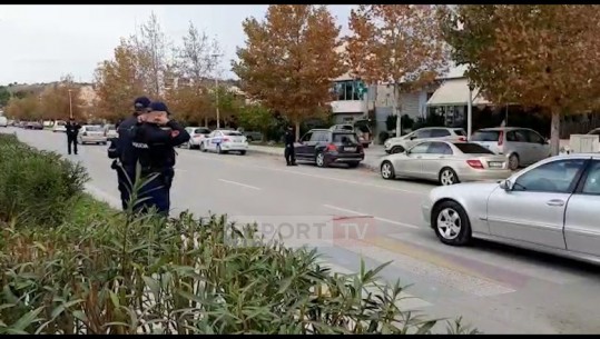 Aksident në Vlorë, makina përplas këmbësorin! I lënduari dërgohet në spital 