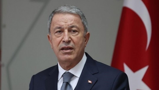 Ministri turk thirrje për mirëkuptim nga SHBA për pushtimin e mundshëm turk të Sirisë
