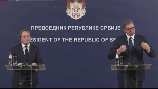 Varhelyi: Vuçiç do t’i ndihmojë BE-së në zbatimin e sanksioneve kundër Rusisë