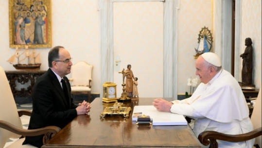 Presidenti Begaj: I kërkova Papa Françeskut që Vatikani të njohë Kosovën si shtet i pavarur