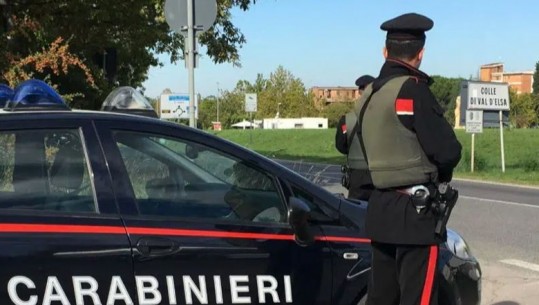 Arratisja që përfundoi në aksident të 5-fishtë! Vihet në pranga 25-vjeçari shqiptar në Itali! Bashkë me 4 persona të tjerë kryenin grabitje në qytet