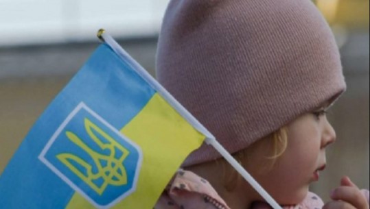 Zyrtari ukrainas: Fëmijët ukrainas rrëmbehen dhe dërgohen në Rusi për edukim patriotik