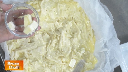 Byrek paçavure me qumësht dhe djathë nga zonja Albana