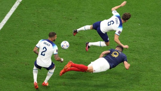 VIDEO/ Arbitri 'korrigjon' vendimin, Anglia barazon Francën me penallti