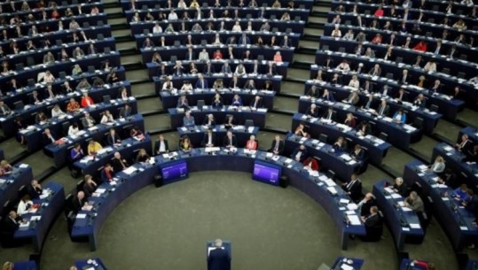 Skandali i korrupsionit, kërkohet pezullimi i rezolutave të Parlamentit Evropian! Procesi mund të rrezikohet nga vende të treta