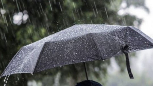 Vranësira dhe reshje shiu në zonën perëndimore, parashikimi i motit për sot