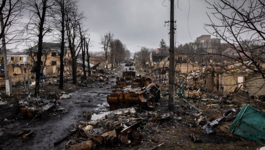 Kiev, një civil i vrarë dhe tre të plagosur në një bastisje ruse në Kherson