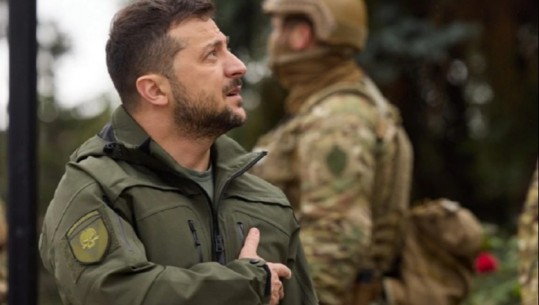Zelensky shkon në Bakhmut papritmas, ndan çmime për ushtarët ukrainas