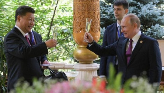 Xi Jinping dhe Vladimir Putin, së bashku kundër SHBA