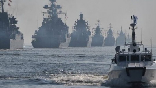 Kiev/ Anija me raketa 'Kalibr' hyn në detin e Zi, dy të tjera në detin Azov